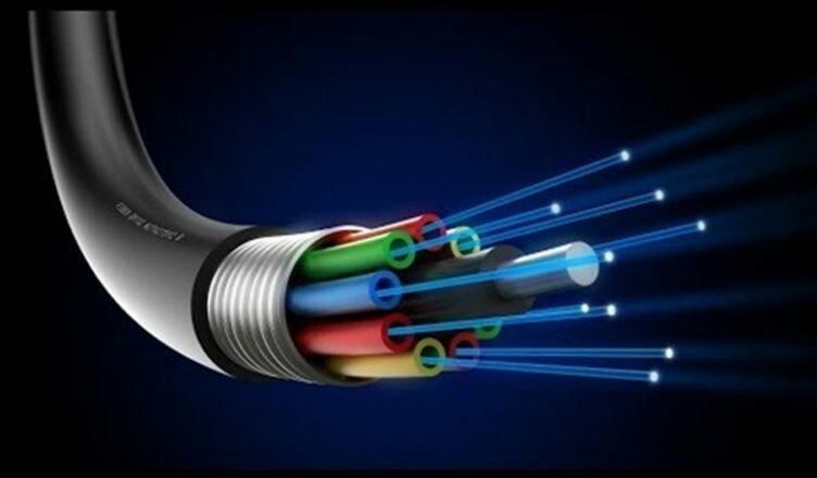 Kabel Optic untuk internet