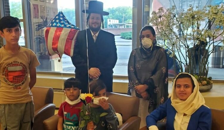 Rabbi Yahudi Tolong Muslim Afganistan