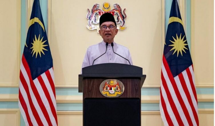 Anwar Ibrahim - Podium