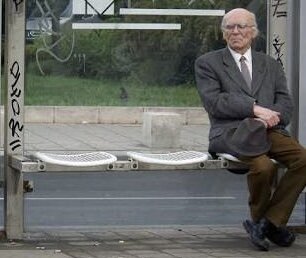 Saat Usia 64, Masihkah Kamu Ingat Aku..